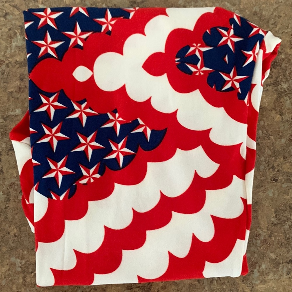 New OS leggings from LuLaRoe